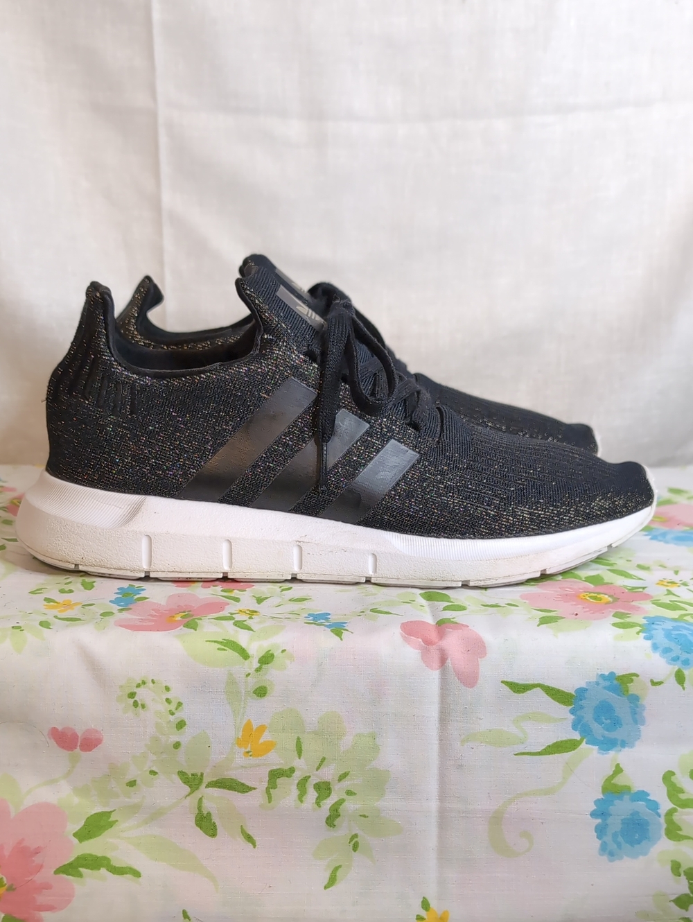 adidas Swift Run 'Core Black' sneakers womens 11 - Picture 4 of 8